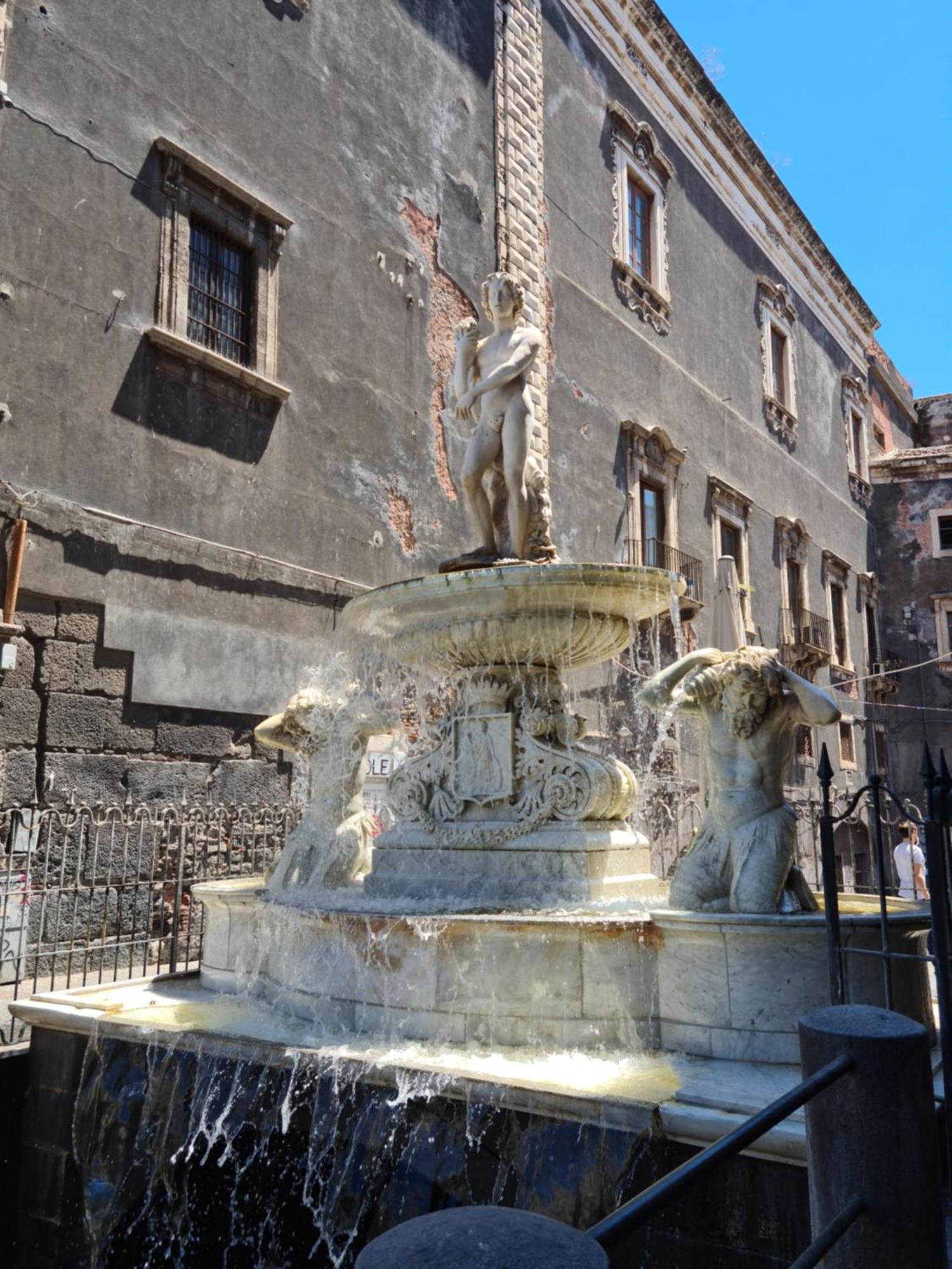 Luna'S Home Catania Bagian luar foto